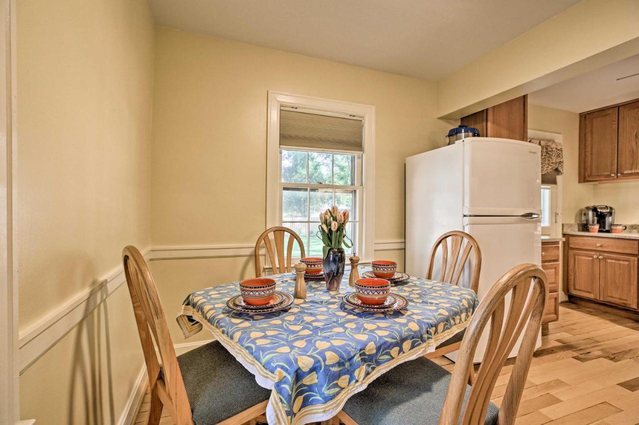 Lexington Getaway With Backyard Deck Less Than 2 Mi To Uk! Buitenkant foto